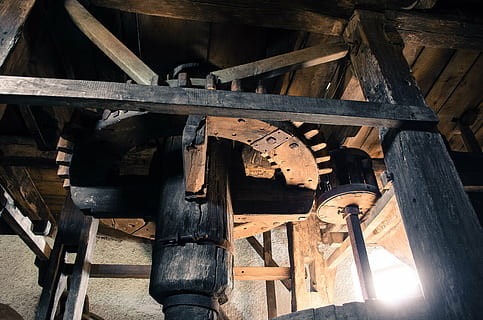 brown, gear, light, mill, windmill, old windmill, monument, throughout the windmill, bakony mountain windmill, gabonaőrlő, tree gear, wood - Material, old, wheel, industry, architecture, built structure, no people, water wheel, indoors, day, sunlight, metal, connection, watermill, nature, low angle view, fuel and power generation, technology, equipment, 4K, CC0, public domain, royalty free