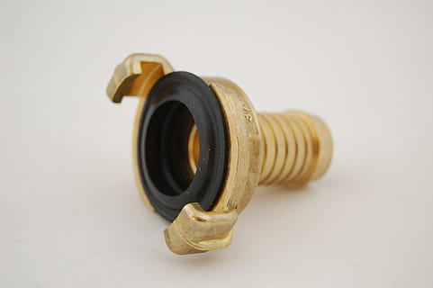 geka, plug, messing, studio opname, enkel object, witte achtergrond, binnenshuis, geen mensen, uitknippen, bruin, detailopname, hout - materiaal, kopie ruimte, spoel, door de mens gemaakt, houder, door de mens gemaakt object, bescherming, veiligheid, industrie, ambacht, plakband, 2K, CC0, publiek domein, royaltyvrij