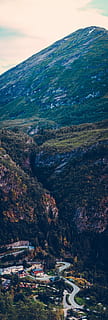 verde, capped, montagna, nuvoloso, cielo, giorno, natura, vista aerea, Paesaggi, paesaggio, vista dall'alto, all'aperto, la tranquillità, scena tranquilla, bellezza nella natura, scenics - natura, nessuno, ambiente, acqua, pianta, architettura, terra, scena non urbana, nuvola - cielo, 5K, CC0, dominio pubblico, privo di copyright