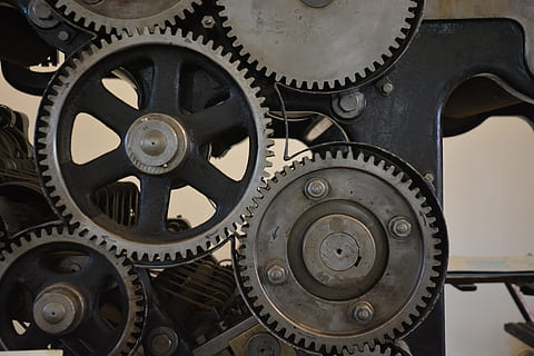 roda dentada cinza, tecnologia, impressão, Engenharia Mecânica, offset, pressão de papel, engrenagens, detalhe, eixo de transmissão, mecânica, impressão offset, Heidelberg, máquinas, peça da máquina, engrenagem, equipamento, metal, fechar-se, ninguém, complexidade, dentro de casa, roda, transporte, indústria, forma geométrica, círculo, Tempo, forma, relojoaria, equipamentos de fabricação, relógio, 5K, CC0, domínio público, royalty free