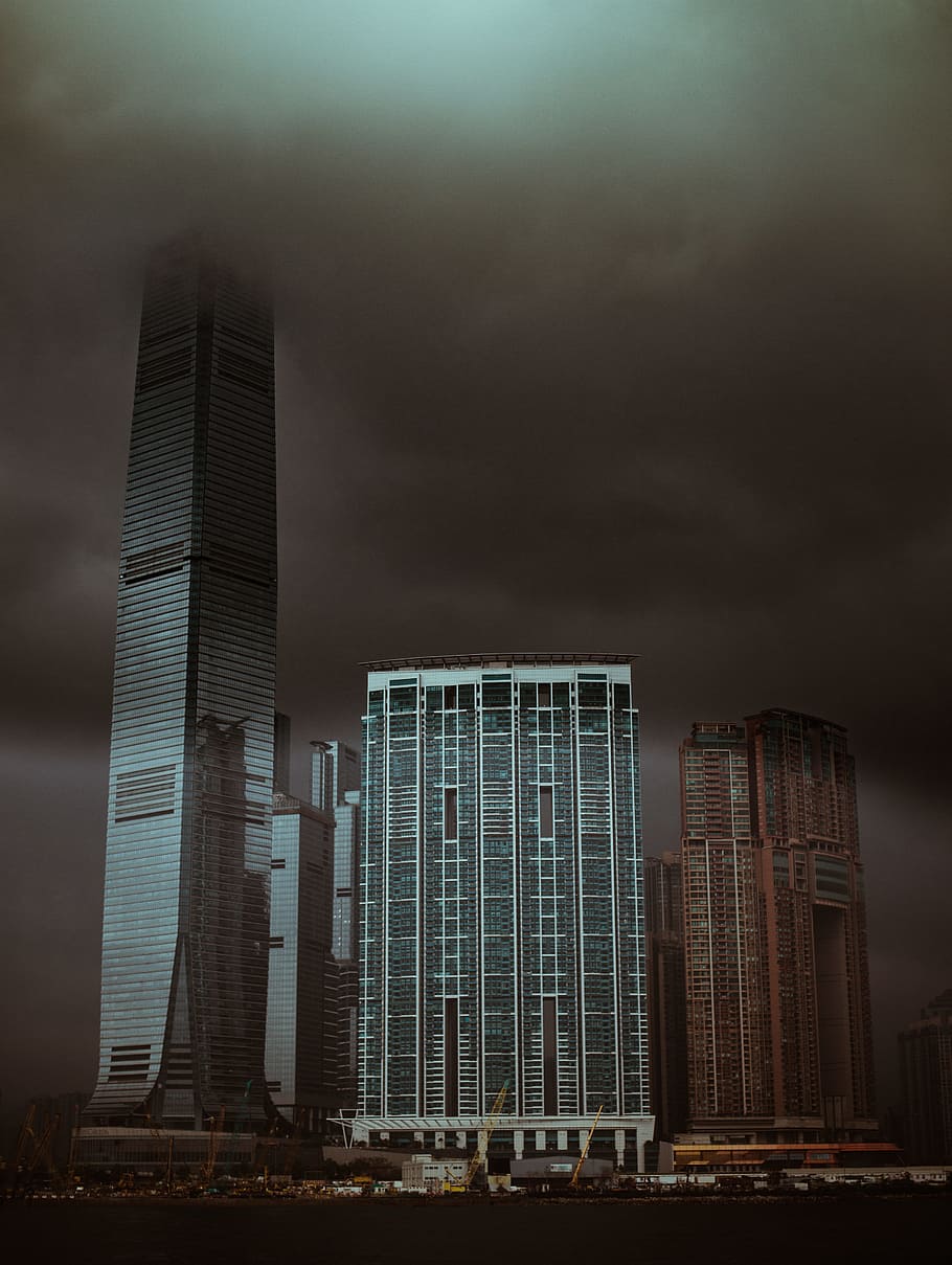 grigio, Marrone, calcestruzzo, costruzione di illustrazioni, grattacieli, lungomare, grattacielo, architettura, scena urbana, struttura costruita, esterno dell'edificio, edificio per uffici, paesaggio urbano, città, Torre, attività commerciale, skyline urbano, moderno, distretto del centro, alto - alto, posto famoso, cielo, distretto finanziario, finanza, notte, riflessione, vita di città, destinazioni di viaggio, costruzione, edificio per uffici esterno, nessuno, ufficio, nuvola - cielo, natura, all'aperto, viaggio, Inquadratura dal basso, 4K