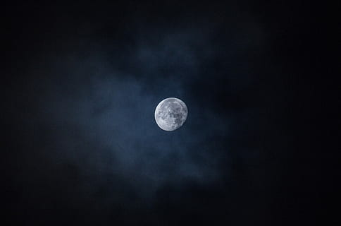 lua cheia, lua, nuvem, céu, noite, Sombrio, tumblr, papel de parede, névoa, outono, tempo de colheita, espaço, astronomia, beleza na natureza, natureza, ninguém, scenics - natureza, tranquilidade, cena tranquila, visão de baixo ângulo, lua planetária, Ciência, ao ar livre, copie o espaço, astrologia, exploração, espaço e astronomia, luar, 5K, CC0, domínio público, royalty free