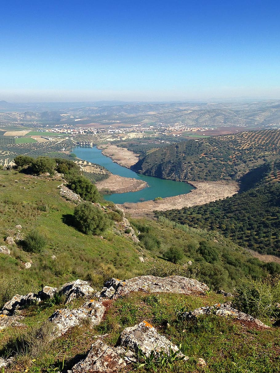 meandre, panoràmica, cel, ple, vista d’angle alt, cap gent, dia, paisatge, naturalesa, vista aèria, bellesa a la natura, escena tranquil·la, tranquil·litat, escenics - natura, aigua, medi ambient, planta, muntanya, riu, arbre, blau, escena no urbana, idíl·lic, a l'aire lliure, 1080P
