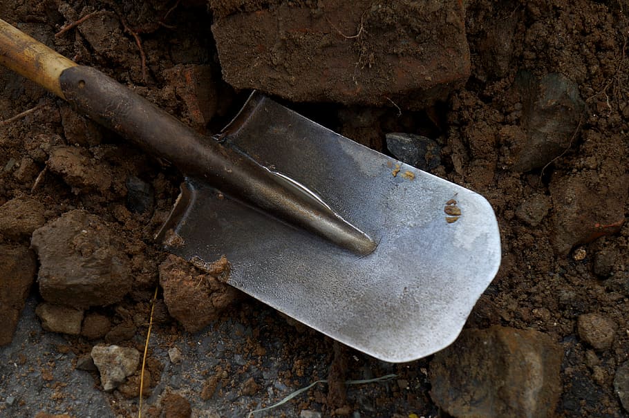 utensili, SEN, lavoro, metallo, nessuno, strumento a mano, vista dall'alto, strumento, avvicinamento, strumento di lavoro, solido, natura, giorno, roccia, roccia - oggetto, all'aperto, natura morta, attrezzatura, vecchio, Marrone, protezione, sporco, arrugginito, coltello - arma, giardinaggio, 4K