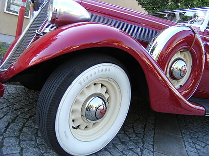Studebaker, Oldtimer, Cabrio, 1935, klassische Autos, Fahrzeug, pkw, Kraftfahrzeuge klassische Autos, klassisch, rot, Transport, Auto, Reifen, Rad, Gummi, Landfahrzeug, Transportmittel, Kraftfahrzeug, Tag, Retro-Stil, Stadt, keine Leute, Luxus, glänzend, Straße, Reichtum, stationär, Metall, Chrom, 1080P, CC0, gemeinfrei, lizenzfrei