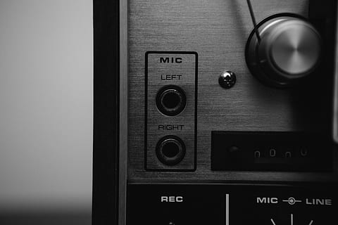 micrófono, izquierda, línea de micrófono rec. derecha, negro, Jack, Puerto, entrada, grabación, audio, equipo, música, nudo, de cerca, nadie, adentro, día, tecnología, controlar, cultura de las artes y entretenimiento, presionar el botón, equipo de sonido, solo objeto, comunicación, equipo de grabación de sonido, ruido, escritura occidental, naturaleza muerta, número, instrumento musical, panel de control, equipo eléctrico, 5K