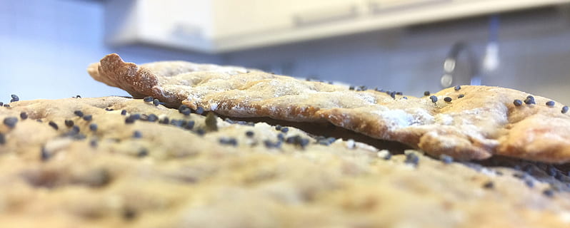 pane, biscottate, stuoia, pane duro, prima colazione, difficile, cibo e bevande, cibo, avvicinamento, messa a fuoco selettiva, in casa, preparazione, freschezza, al forno, nessuno, benessere, cucina, stanza domestica, indulgenza, giorno, concentrarsi sulle conoscenze acquisite, biscotto, spuntino, cibo francese, 1080P, CC0, dominio pubblico, privo di copyright