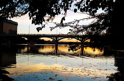playa, puente, nubes, amanecer, oscuridad, noche, lago, paisaje, ligero, naturaleza, al aire libre, reflexión, río, mar, silueta, cielo, puesta de sol, viaje, arboles, agua, arquitectura, estructura construida, conexión, puente - estructura hecha por el hombre, árbol, planta, transporte, nadie, exterior del edificio, frente al mar, puente de arco, 2K