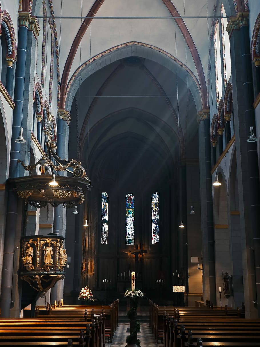 chiesa, architettura, architettura, costruzione, volta, Chiesa, architettura, costruzione, barocco, interno, nave, altare, finestra, fede, cristianesimo, religione, finestra con vetro temperato, cristiano, cattolico, casa di culto, edifici di culto, vetro colorato, colonnare, finestra della chiesa, navata, portico, battezzare, raggio di sole, incidenza di luce, spiritualità, luogo di culto, crocifisso, storia, arco, credenza, struttura costruita, banco, in casa, attraversare, attrezzatura per l'illuminazione, corridoio, colonna architettonica, soffitto, 4K