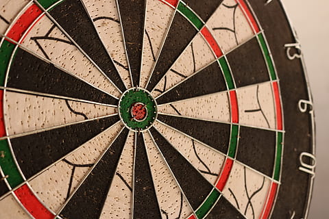 target, dart, points, games, sports target, accuracy, sport, shape, pattern, skill, geometric shape, circle, number, target shooting, achievement, no people, leisure activity, success, close-up, recreational pursuit, perfection, aiming, scoring, backgrounds, arrow - bow and arrow, concentric, wheel, 5K