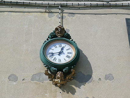 Watch, Time, Timetable, Vintage, now, historian, lancets, ancient, clock, no people, built structure, roman numeral, day, shadow, accuracy, wall - building feature, roman, sunlight, instrument of time, number, antique, old, outdoors, clock face, architecture, close-up, nature, minute hand, 2K, CC0, public domain, royalty free