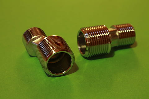 iplik, metal, Demir, nesne, vidalı kapaklar, sanayi, metal iplik, müşterek, cıvata bağlantısı, pirinç, paslanmaz, stüdyo çekimi, kapatmak, insansız, içeriye, natürmort, renkli arka plan, ön plana odaklanmak, maliye, yansıma, tablo, yeşil renk, yeşil arka plan, iki nesne, yüksek açılı görünüş, parlak, kopya alanı, tek nesne, Beyaz arkaplan, yaratıcılık, gümüş renkli, 4K, CC0, kamu malı, telif ücretsiz