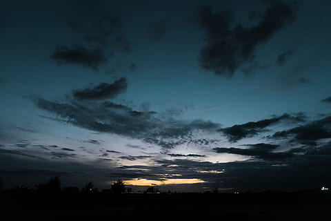 zori de zi, natură, cer, nori, cu iluminare din spate, întuneric, dramatic, amurg, idilic, decor, pitoresc, siluetă, liniştit, copaci, nor - cer, frumusețe în natură, scenice - natura, apus de soare, liniște, nici o persoana, o scenă liniștită, mediu inconjurator, dramatic cer, furtună, acoperit de nori, noapte, peisaj, în aer liber, putere în natură, de rău augur, 5K, CC0, domeniu public, fără drepturi de autor