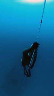 albastru, adâncime, scafandru, ocean, mare, apă, frânghie, sub apă, o persoana, natură, sportiv, înot, aventură, Activitatea de agrement, sport acvatic, lungime totală, zi, scufundări, sub mare, persoană nerecunoscută, explorare, 4K, CC0, domeniu public, fără drepturi de autor