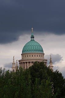 โบสถ์, Potsdam, เมฆ, สถาปัตยกรรม, อาคาร, ในอดีต, โดม, ท้องฟ้า, โครงสร้างที่สร้างขึ้น, ภายนอกอาคาร, ศาสนา, จุดหมายปลายทางการท่องเที่ยว, เมฆ - ท้องฟ้า, จิตวิญญาณ, ปลูก, สถานที่สักการะ, ความเชื่อ, ต้นไม้, ธรรมชาติ, การท่องเที่ยว, สีเขียว, ไม่มีคน, รัฐบาล, หน่อ, 2K, CC0, โดเมนสาธารณะ, ค่าลิขสิทธิ์ฟรี