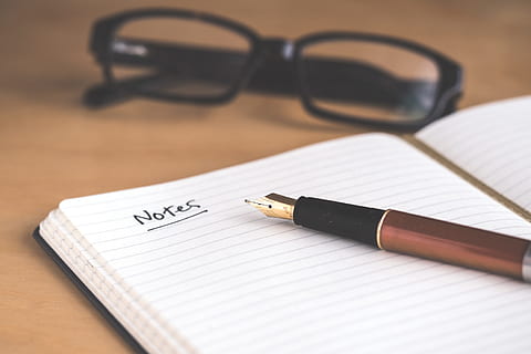 maro, stilou, caiet, negru, încadrată, ochelari de vedere, stilou cu cerneala, Notepad, pagină, spectacol, cartelă de note, ochelari, instrument de scris, nici o persoana, text, hârtie, în interior, jurnal, publicare, spațiu copie, masa, a închide, carte, aducere aminte, pix, caiet cu spirale, birou, 4K, CC0, domeniu public, fără drepturi de autor