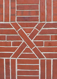 maó, clínquer, patró, hauswand, façana, estructura, paret, rectangle, quadrat, simetria, fons, maons, bricked, truss, històricament, paret de maó, marc complet, vermell, arquitectura, estructura construïda, cap gent, dia, funció de construcció de parets, textura, a l'aire lliure, marró, disseny, sendera, exterior de l'edifici, vista d’angle alt, sòls, llambordes, 2K, CC0, domini públic, lliure de regalies