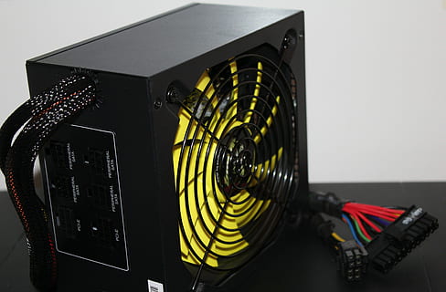 Computer, Kabel, Netzteil, Watt, Energie, Leitungen, Elektrizität, Technologie, modular, Stromspannung, elektrisch, Ventilator, Kühler, Hardware-, Gerät, pc, Komponente, sata, periphere, Anzeige, Isolator, Verbindung, Leistung, isoliert, Ausrüstung, Nahansicht, drinnen, Internet, keine Leute, Computerausrüstung, Kommunikation, Elektronik-Industrie, Computernetzwerk, Stillleben, elektrische Komponente, Industrie, Gelb, Computerkabel, schwarze Farbe, elektrische Ausrüstung, Komplexität, Netzwerkserver, 4K, CC0, gemeinfrei, lizenzfrei