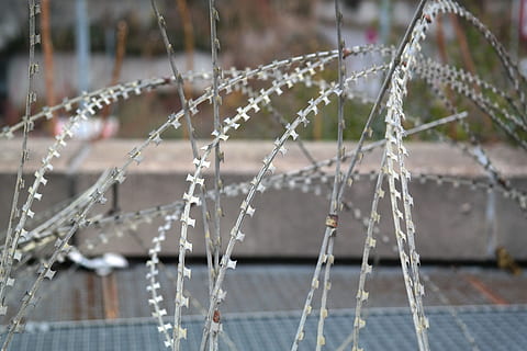 Nato, Barbed Wire, Sharp, nato wire, razor razor sharp, protection, obstacle, metal, s wire, z wiring, razor wire, military range, military zone, steel, zinc plated, zinc plated steel, water, wet, drop, fountain, outdoors, focus on foreground, no people, day, nature, motion, architecture, close-up, splashing, food and drink, selective focus, spraying, environment, refreshment, flowing water, purity, 5K, CC0, public domain, royalty free