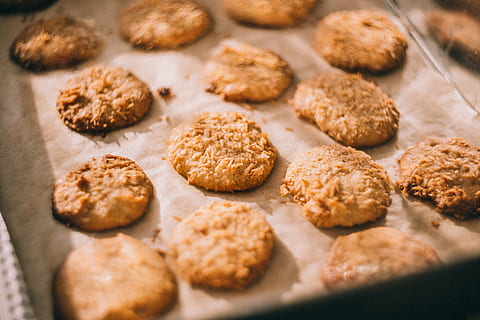 baked, pastries, top, tray, bake, biscuits, cookies, shape, baking, cooking, cook, food, dessert, cookie, food and drink, sweet food, homemade, freshness, chocolate chip cookie, baking sheet, chocolate chip, indoors, no people, still life, selective focus, sweet, temptation, preparation, indulgence, snack, close-up, large group of objects, baked pastry item, 5K, CC0, public domain, royalty free