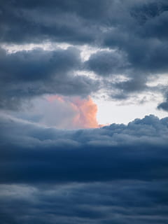 clouds, sky, spotlight, clouds form, dark clouds, nature, mood, dramatic, cloud - sky, beauty in nature, scenics - nature, cloudscape, no people, dramatic sky, overcast, storm, tranquility, environment, idyllic, moody sky, outdoors, storm cloud, day, heaven, tranquil scene, wind, meteorology, 2K, CC0, public domain, royalty free