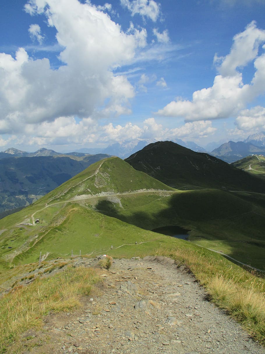 vârf, cale, Munte, cer, summit-ul, nor - cer, scenics, peisaj, natură, zi, scenice - natura, o scenă liniștită, mediu inconjurator, frumusețe în natură, liniște, scenă non-urbană, drum, direcţie, iarbă, nici o persoana, calea de urmat, plantă, Culoarea verde, idilic, în aer liber, lung, traseu, 4K