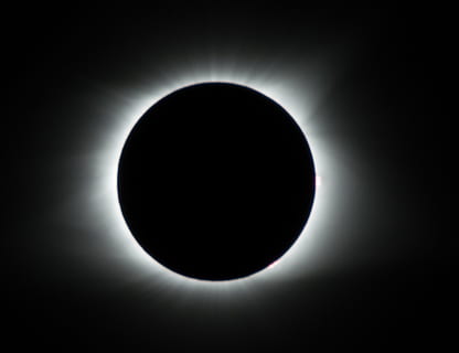 foto do eclipse solar, eclipse, 2017, Dom, corona, espaço, astronomia, céu, planeta - espaço, único objeto, natureza, noite, ninguém, esfera, círculo, forma, forma geométrica, fenómeno natural, lua, Ciência, ao ar livre, Eclipse solar, 4K, CC0, domínio público, royalty free
