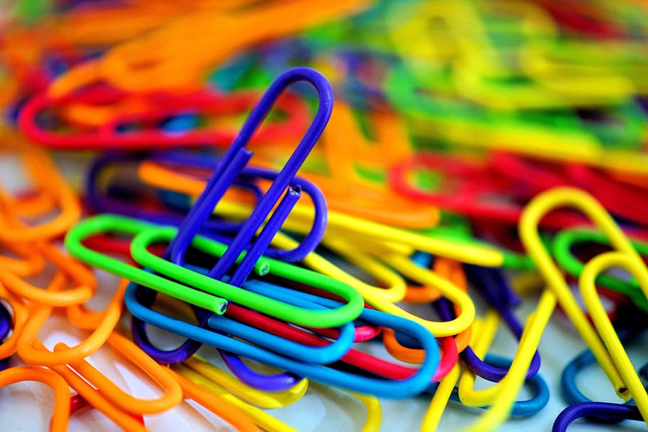 paperclips, blur, colorful, bright, clips, closeup, plastic, multi colored, clip, paper clip, large group of objects, office supply, connection, close-up, indoors, office, studio shot, no people, choice, variation, selective focus, business, cable, red, abundance, blue, backgrounds, tangled, 5K
