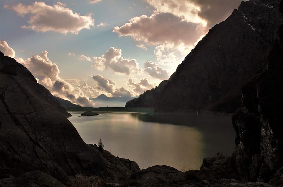 panoràmica, muntanya, aigües, paisatge, a l'aire lliure, posta de sol, llac, valtellina, valmalenco, el camp del moro, naturalesa, senderisme, camins, aigua, cel, núvol - cel, escenics - natura, bellesa a la natura, tranquil·litat, escena tranquil·la, reflexió, cap gent, rock, rock - object, sòlid, escena no urbana, Serra, llacuna, 4K