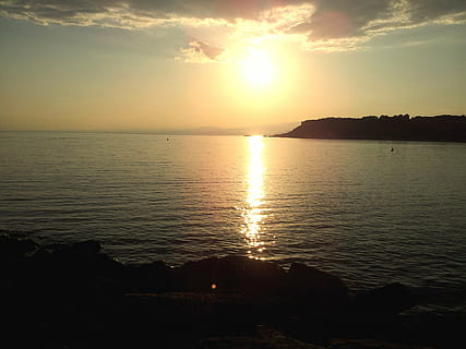 Sonnenuntergang, Ufergegend, Neapel, Wasser, Himmel, Meer, Schönheit in der Natur, Szenen - Natur, Ruhe, ruhige Szene, Sonnenlicht, wolke - himmel, Natur, idyllisch, Reflexion, Silhouette, Land, keine Leute, Strand, Sonne, Horizont, Horizont über Wasser, draußen, 2K, CC0, gemeinfrei, lizenzfrei