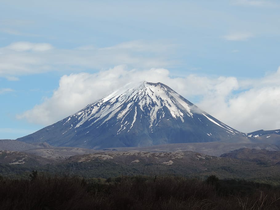 hora, sopka, krajina, summitu, nebe, mraky, Skála, panoráma, túra, zasněžené hory, sníh, scén, mrak - nebe, den, scenics - příroda, krása v přírodě, klidné scény, životní prostředí, mimoměstské scény, studená teplota, přistát, nikdo, klid, Příroda, zimní, horský vrchol, idylický, venku, sopečný kráter, 4K