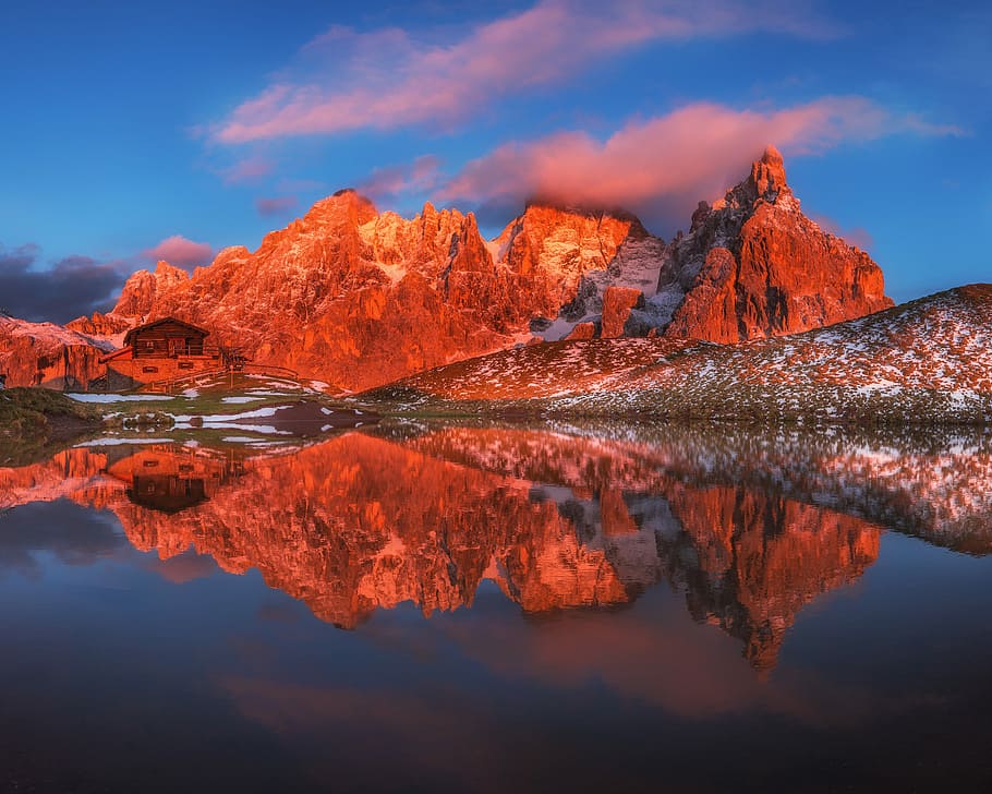 rendah, foto sudut, bukit batu, tubuh, air, biru, langit, siang hari, berbatu, gunung, danau, refleksi, matahari terbenam, kontras, matahari terbit, Jeruk, merah, awan, masih, salju, puncak, rumah, trentino, Italia, dolomit, ketenangan, keindahan di alam, scenics - alam, adegan yang tenang, awan - langit, tepi laut, alam, idilis, tidak ada orang, simetri, adegan non-urban, pegunungan, warna oranye, hari, di luar rumah, perubahan, 4K
