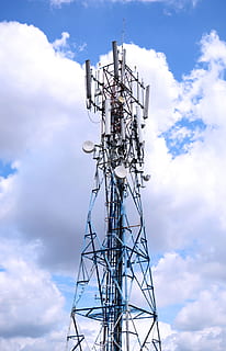 Kommunikation, Turm, Kommunikation, Turm, Fernmeldeturm, Technologie, Telekommunikation, Bahnhof, Himmel, Wolke, Information, Königtum, globale Kommunikation, wolke - himmel, Rundfunk-, Flachwinkelansicht, Verbindung, Natur, gebaute Struktur, die Architektur, Metall, Tag, keine Leute, Antenne - Antenne, Satellit, Satellitenschüssel, Elektrizität, große Höhe, draußen, Netzteil, elektrische Ausrüstung, 2K, CC0, gemeinfrei, lizenzfrei