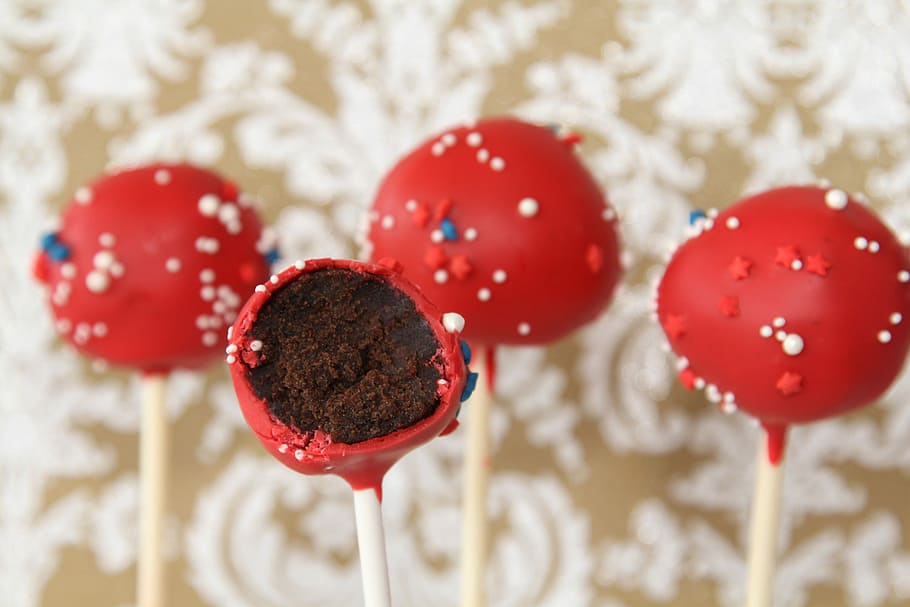selektivní, fotografie, Červené, čokoláda, pop, dort pops, dezert, cukroví, dort, Vánoce, oslava, detail, jídlo a pití, nikdo, jídlo, svěžest, uvnitř, zaměřit se na popředí, dekorace, sladké jídlo, skupina objektů, ovoce, požitek, bobulové ovoce, sladký, strom, selektivní zaměření, Příroda, Dovolená, pokušení, luxus, 5K