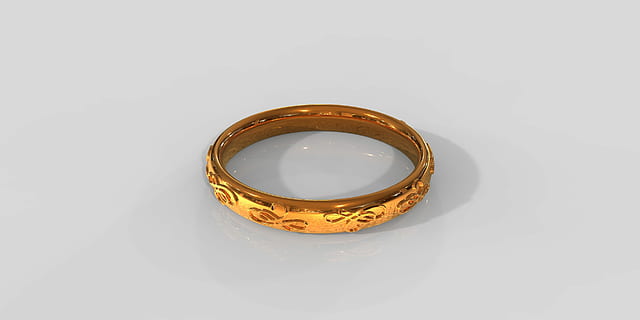 motif de sonnerie, ornement, fond blanc, à l'intérieur, prise de vue en studio, objet unique, Forme géométrique, cercle, bijoux, personne, couleur or, forme, coupé, espace de copie, Nourriture et boisson, or, artisanat, modes de vie, simplicité, couleur blanche, vue grand angle, luxe, 4K, CC0, domaine public, libre de droits