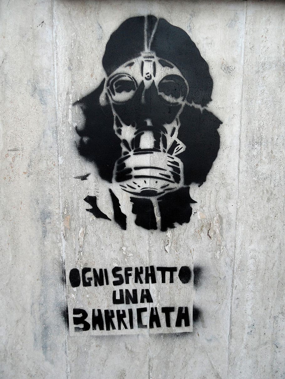 graffiti, lluita, desallotjats, protesta, nero, adult, part del cos humà, fantasmal, homes, gent, dia, representació, art i artesania, text, creativitat, funció de construcció de parets, representació humana, cap gent, comunicació, guió occidental, paret, primer pla, artesania, màscara, signe, a l'aire lliure, arquitectura, mural, 4K