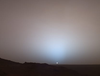 silueta fotografie, hora, Mars, planeta, svítání, povrch, atmosféra, prostor, vesmírné cestování, Sluneční Soustava, noc, Příroda, nikdo, scén, krajina, venku, nebe, krása v přírodě, klid, scenics - příroda, kopie prostor, klidné scény, svítí, životní prostředí, přistát, temný, poušť, destinace, mimoměstské scény, 1080P, CC0, veřejná doména, bez autorských práv