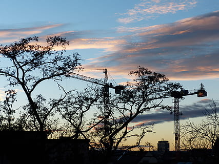 kran, websted, bygge, byggearbejde, jul, boom, kranbom, gitter boom kran, baukran, himmel, by, by byggeplads, Ulm, teknologi, solnedgang, bygget struktur, træ, arkitektur, sky - himmel, bygning udvendig, plante, natur, ingen mennesker, silhuet, industri, lav vinkel visning, udendørs, kran - entreprenørmaskiner, tårn, maskineri, forbindelse, elektricitet, Strømforsyning, 4K, CC0, offentligt domæne, royaltyfrie
