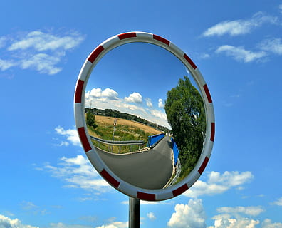 grigio, calcestruzzo, riflessione specchio stradale, specchio, ponte, cielo, riflessione, la via dello specchio, nuvole, Polonia, nuvola - cielo, cerchio, forma geometrica, natura, giorno, forma, all'aperto, sfera, blu, nessuno, pianta, Inquadratura dal basso, luce del sole, vetro - materiale, architettura, struttura costruita, color argento, 4K, CC0, dominio pubblico, privo di copyright