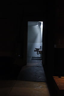 badkamer, licht, contrast, Mexico, licht, contrast, fabrikaten, terreur, angst, binnenshuis, donker, leeg, geen mensen, dag, bevloering, Ingang, architectuur, deur-, huiskamer, zonlicht, afwezigheid, ingebouwde structuur, gebouw, interieur, muur - bouwfunctie, schaduw, Open, donkere kamer, natuur, betegelde vloer, 4K, CC0, publiek domein, royaltyvrij