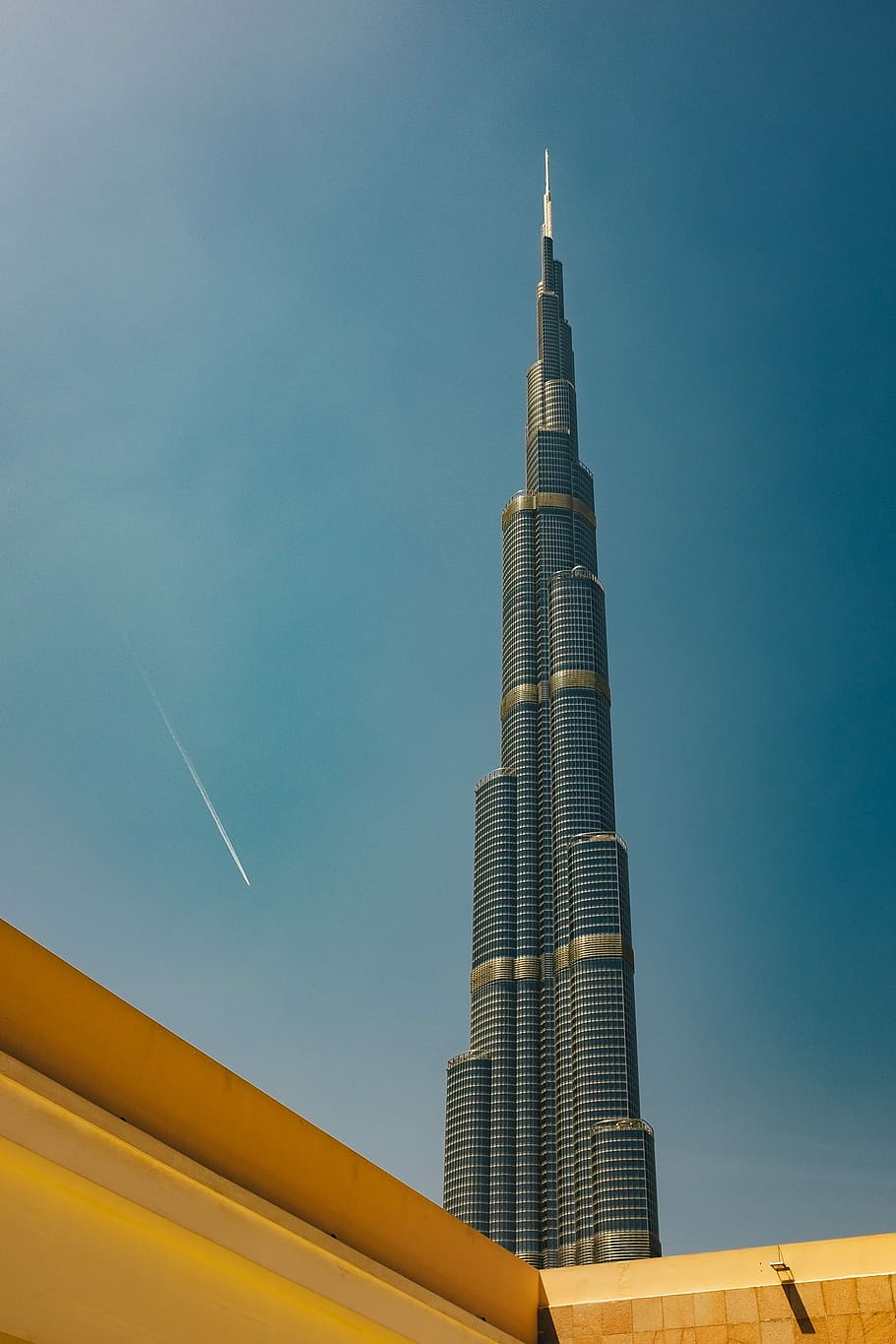 ตอนกลางวัน, Burj khalifa, สถาปัตยกรรม, หอคอย, โครงสร้างที่สร้างขึ้น, ดูไบ, สหรัฐอาหรับเอมิเรตส์, ท้องฟ้า, ภายนอกอาคาร, ตึกระฟ้า, ทันสมัย, อุตสาหกรรมการก่อสร้าง, สีน้ำเงิน, ฉากในเมือง, สูง - สูง, อาคาร, มุมมองที่ต่ำ, ภายนอกอาคารสำนักงาน, ไม่มีคน, เมือง, ธรรมชาติ, สำนักงาน, ฟ้าโปร่ง, จุดหมายปลายทางการท่องเที่ยว, กลางแจ้ง, วัน, หน่อ, เส้นทางไอ, ย่านการเงิน, 2K