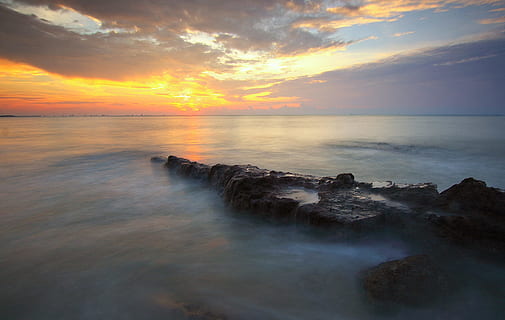 molo, mare, alba, natura, nuvole, crepuscolo, idilliaco, oceano, rocce, scenario, panoramico, paesaggio marino, cielo, tranquillo, acqua, tramonto, scenics - natura, nuvola - cielo, bellezza nella natura, orizzonte, orizzonte sull'acqua, la tranquillità, scena tranquilla, roccia, roccia - oggetto, lunga esposizione, solido, spiaggia, colore arancione, nessuno, 720P, CC0, dominio pubblico, privo di copyright