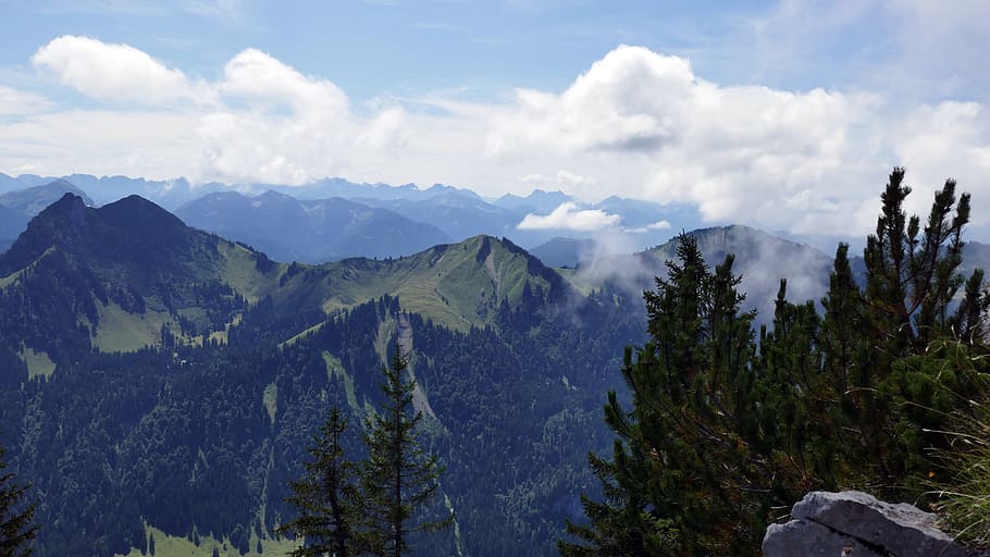 senderisme, muntanya, cim, vista, tegernsee, jelenia góra, muntanyes, contraforts dels Alps, baviera, kreuth, Alemanya meridional, naturalesa, la pastura de cérvols, paisatge, escenics - natura, bellesa a la natura, cel, núvol - cel, Serra, escena tranquil·la, arbre, medi ambient, tranquil·litat, escena no urbana, planta, idíl·lic, dia, cap gent, remot, terra, rock, pi, a l'aire lliure, arbre de coníferes, cim de muntanya, bosc de pi, 5K