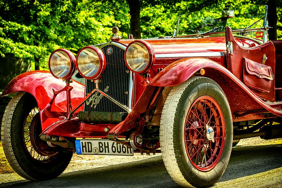 foto, clàssic, vermell, cotxe, jeep, automàtic, oldtimer, automoció, raresa, punt de mira, històricament, vell, vehicle, retro, nostàlgia, alfa romeo, milano, tancar, detall, passat, pkw, convertible, article de col·leccionista, cabriolet, restaurada, preciosa, wertanlage, atreviu-vos, frontal, passat de moda, transport, roda, arbre, pneumàtic, manera de transport, vehicle terrestre, automòbil, estil retro, dia, cotxe d'època, planta, estacionari, cap gent, el passat, història, viatjar, metall, antiguitat, crom, 5K
