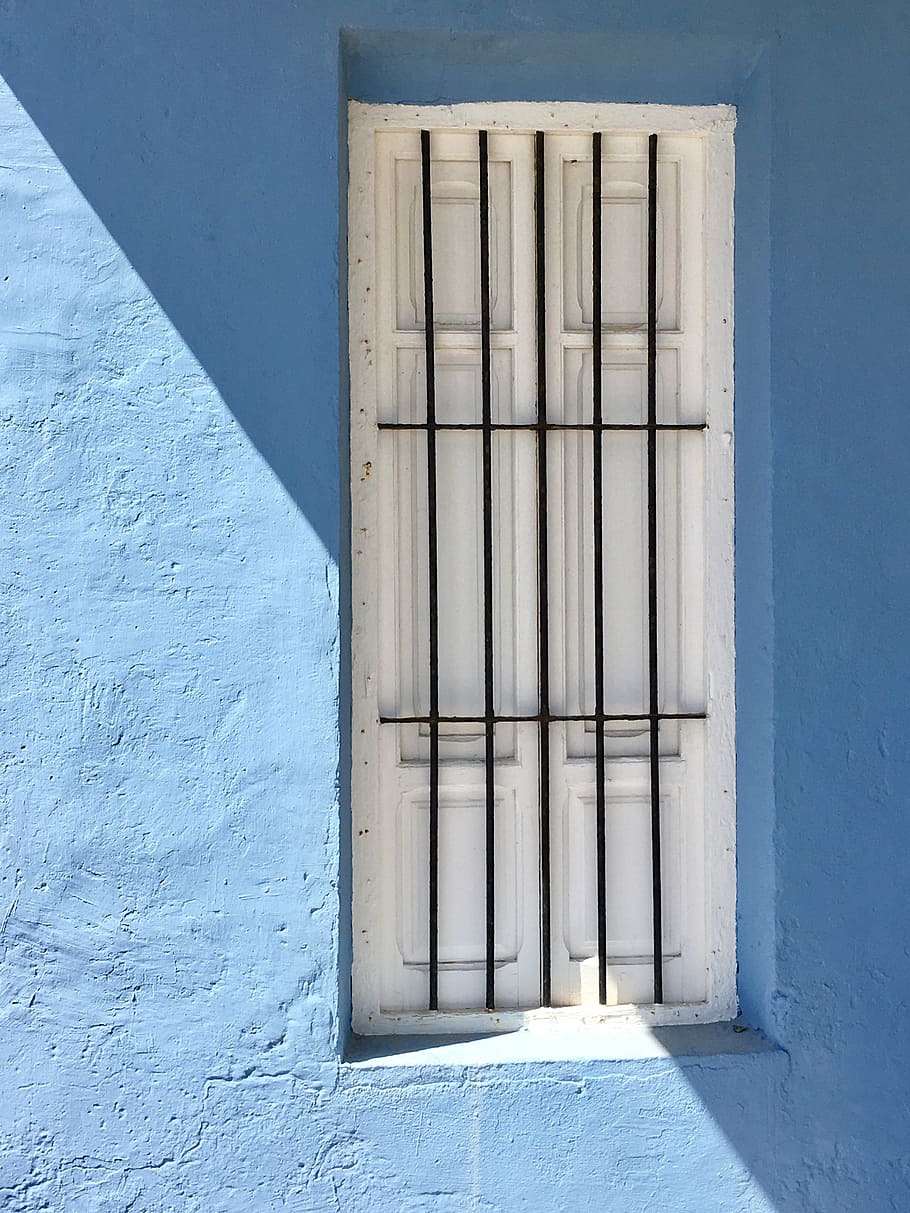 porta, barre, costruzione, mare, blu, vecchia porta, costiero, Spagna, Castellón, valencia, est, mediterraneo, luce, turismo, mar Mediterraneo, romantico, architettura, struttura costruita, finestra, nessuno, giorno, esterno dell'edificio, caratteristica della parete, luce del sole, legno - materiale, chiuso, all'aperto, Entrata, sicurezza, modello, natura, Inquadratura dal basso, Casa, telaio della finestra, 4K
