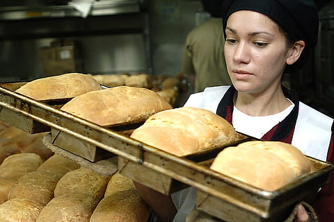 woman, carrying, tray, baked, breads, baker, baking, bread, cook, food, kitchen, fresh, flour, dough, oven, military, work, labor, job, navy, baker - Occupation, bakery, occupation, working, one Person, adult, people, men, store, indoors, uniform, freshness, baking bread, loaf of bread, food and drink, young adult, holding, business, front view, women, healthy eating, preparation, 1080P, CC0, public domain, royalty free
