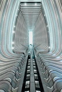 tunel ilustrare, structural, fotografie, clădire, interior, arhitectura moderna, perspectivă, arhitectură, construită, modern, model, diminuarea perspectivei, în interior, transport, calea de urmat, nici o persoana, metal, direcţie, tehnologie, futurist, conexiune, gol, punct de disparitie, scară rulantă, repetiţie, argintiu colorat, tavan, 4K, CC0, domeniu public, fără drepturi de autor
