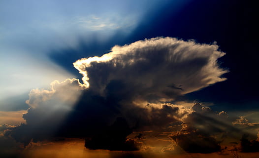 rays, twilight, cloud, sky, white, fluffy, cloud - sky, sunset, no people, nature, outdoors, night, beauty in nature, scenics, cloudscape, dramatic sky, storm, atmosphere, backgrounds, scenics - nature, storm cloud, wind, awe, sunbeam, heaven, power in nature, abstract, dark, meteorology, 5K, CC0, public domain, royalty free