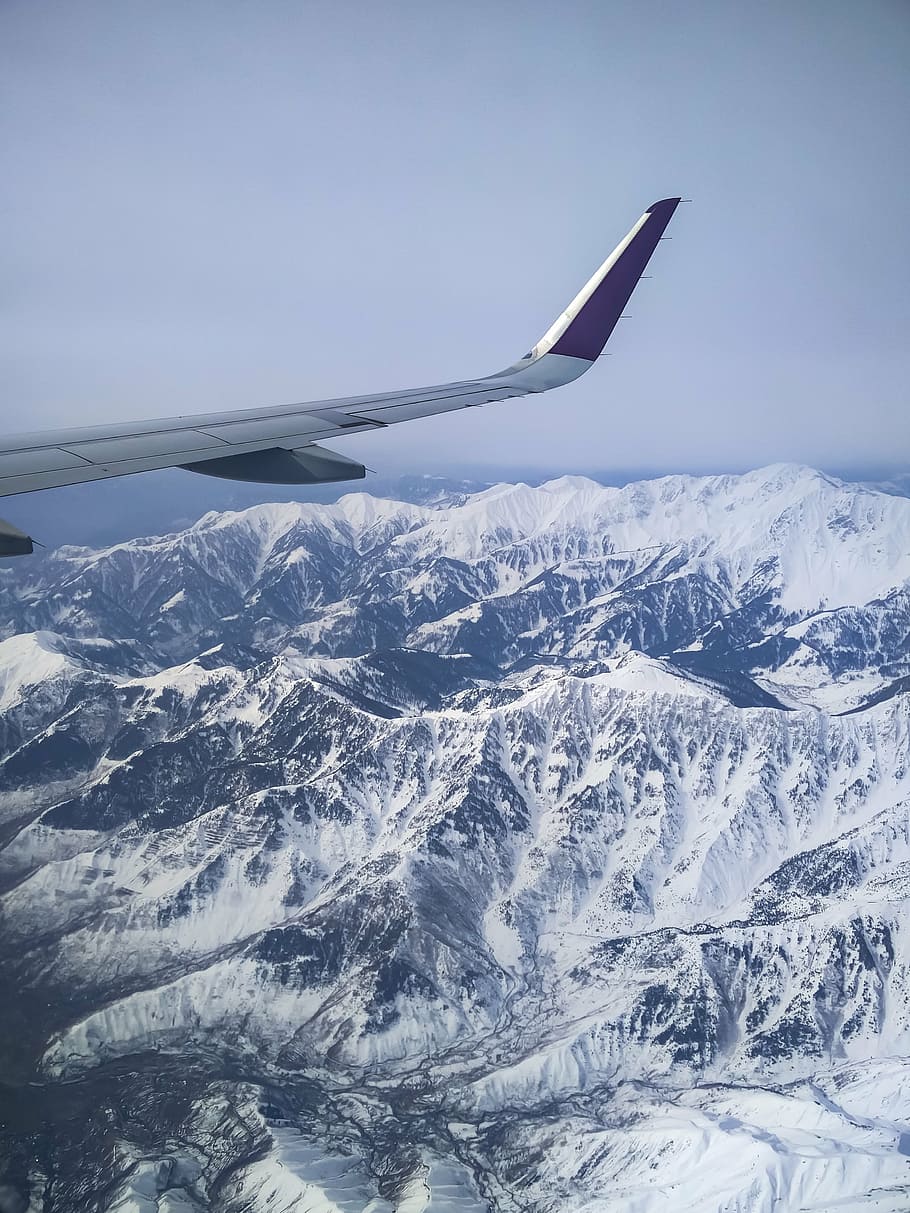 avió, finestra, vista del seient de la finestra, vista, himalayas, Caixmir, srinagar, ala, volant, cel, muntanyes, avions, neu, gel, cim, Índia, muntanya, cap gent, vehicle aeri, dia, a l'aire lliure, hivern, temperatura de fred, escenics - natura, bellesa a la natura, viatjar, ala dels avions, transport, muntanya nevada, medi ambient, Serra, naturalesa, manera de transport, 4K