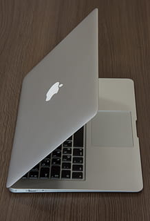 imac, maçã, notebook, computador, computador moderno, caderno, computador, moderno, tela, tecnologia, monitor, Área de Trabalho, desenhar, computador mac, branco, o negócio, escritório, exibição, computador Apple, comunicação, dispositivo, computador portátil, equipamento, trabalhos, ambiente de trabalho, ipad, criativo, teclado de computador, Internet, mesa, pc, tecnologia sem fio, ninguém, único objeto, madeira - material, dentro de casa, ainda vida, papel, visão de alto ângulo, conexão, fechar-se, cor branca, equipamentos de informática, teclado, Educação, dispositivo de informação portátil, em branco, 5K, CC0, domínio público, royalty free